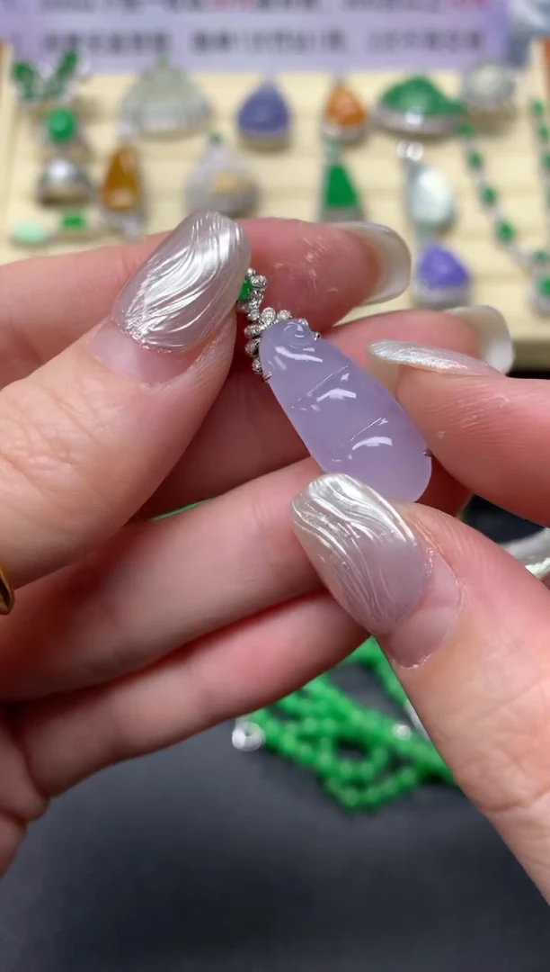 【闪购商品】翡翠吊坠(不含链)18K金镶嵌吊坠|2600+260