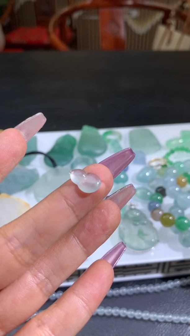 未镶嵌定制翡翠玥*翡翠