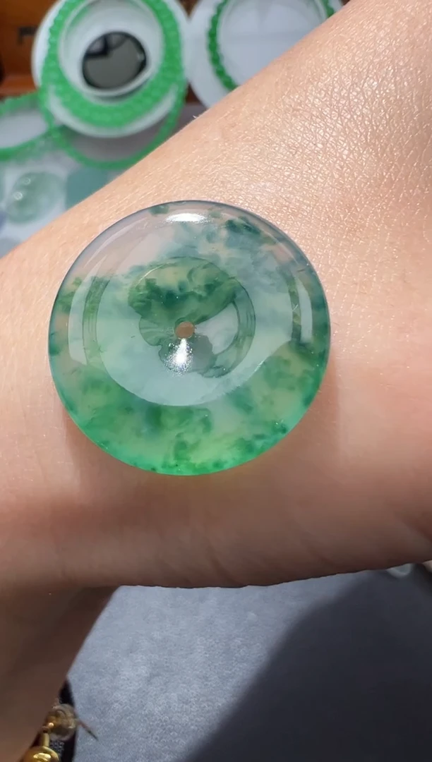 【闪购商品】定制翡翠未镶嵌21.2*4.0平安扣