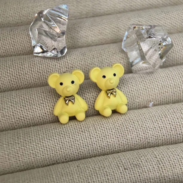 合金树脂耳饰 小巧甜美红色复古耳钉百搭韩版韩式简约少女小熊