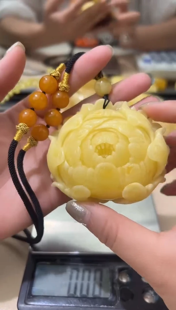 未镶嵌蜜蜡裸石蜜蜡吊坠