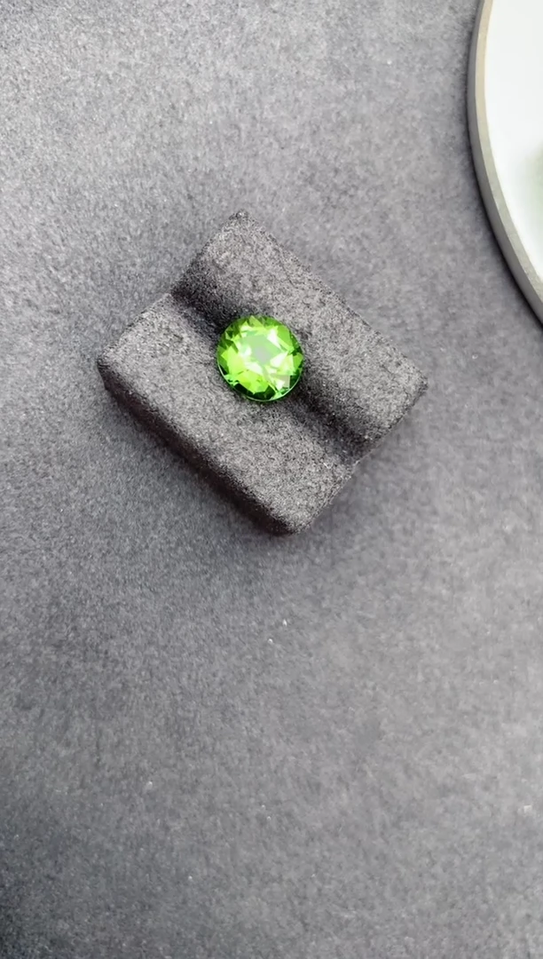 裸石未镶嵌碧玺3.2ct绿碧玺