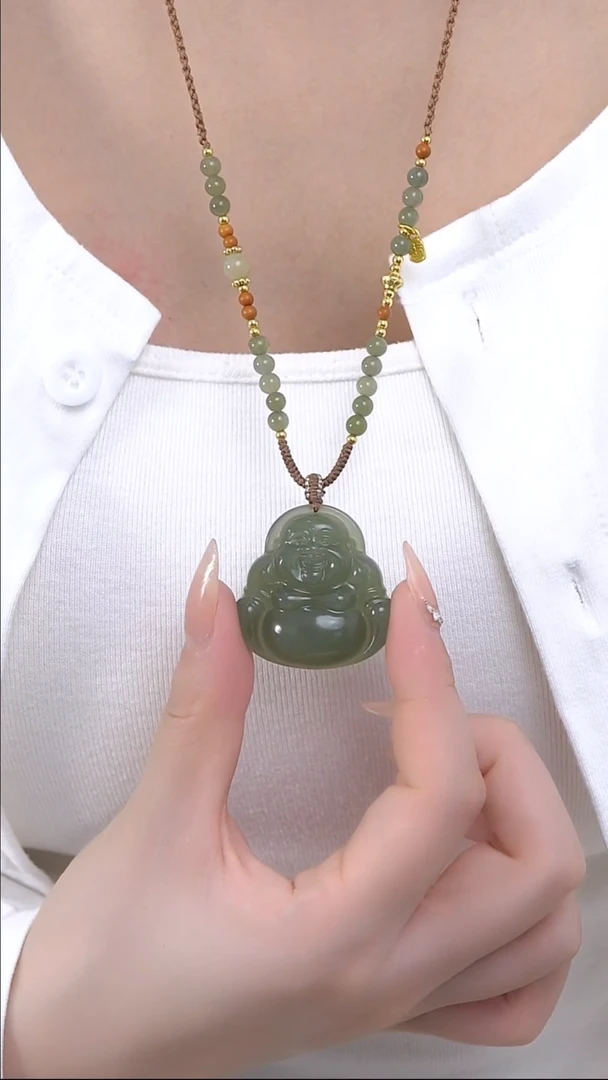 和田玉未镶嵌颈饰35mm湖水绿佛公