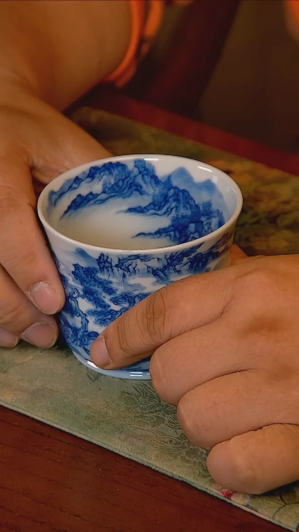 杯手工手绘杯杯很美丽