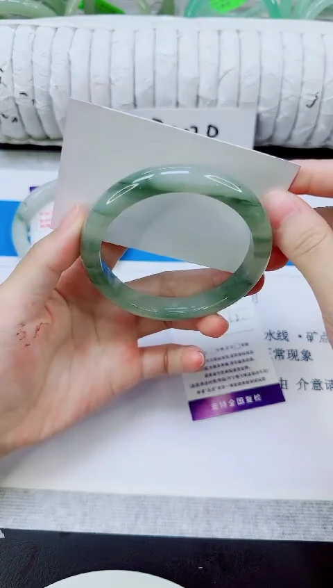 未镶嵌手镯石英质玉21/62