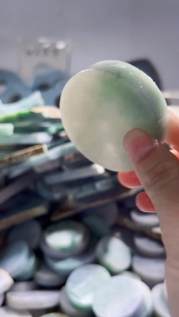 翡翠裸石缅甸翡翠A货柠3063