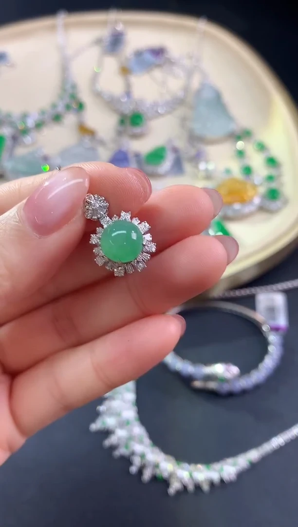 吊坠(不含链)18K金镶嵌翡翠吊坠(不含链)|3980