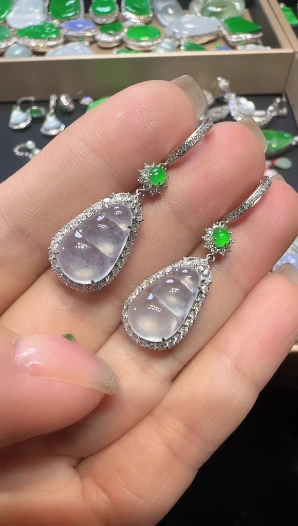 【闪购商品】翡翠耳饰18K金镶嵌葫芦