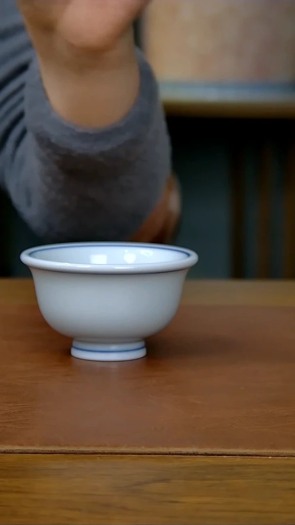 【闪购商品】白胎小压手杯（柴窑）