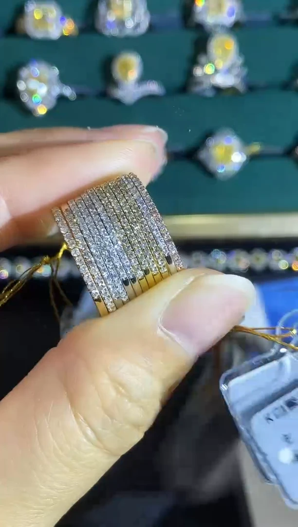 18K金镶嵌戒指钻石多样性发一（下单备注颜色）