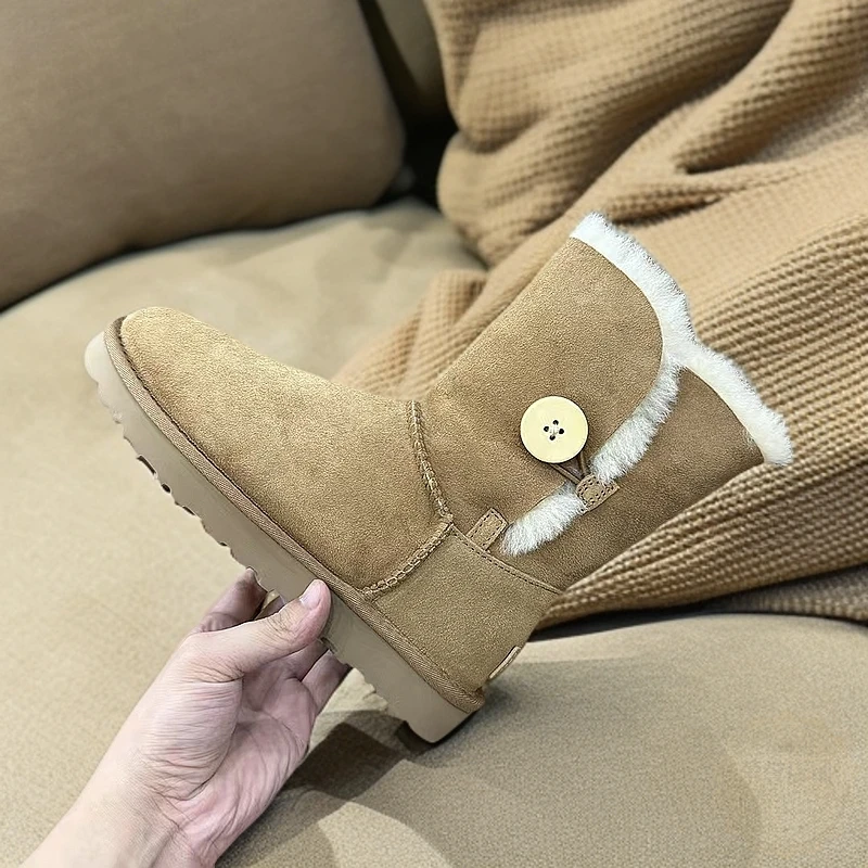 桑坡中筒羊皮毛一体雪地靴时尚棉鞋保暖休闲女款秋冬厚底筒靴加绒