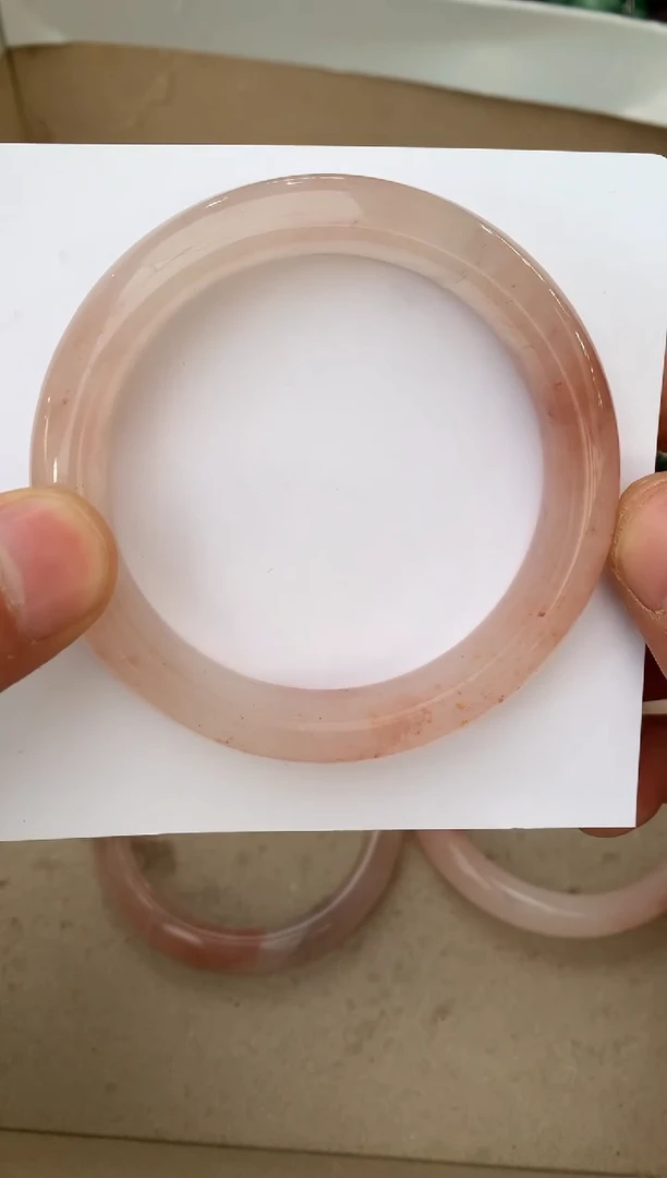 【闪购商品】石英质玉手镯未镶嵌01