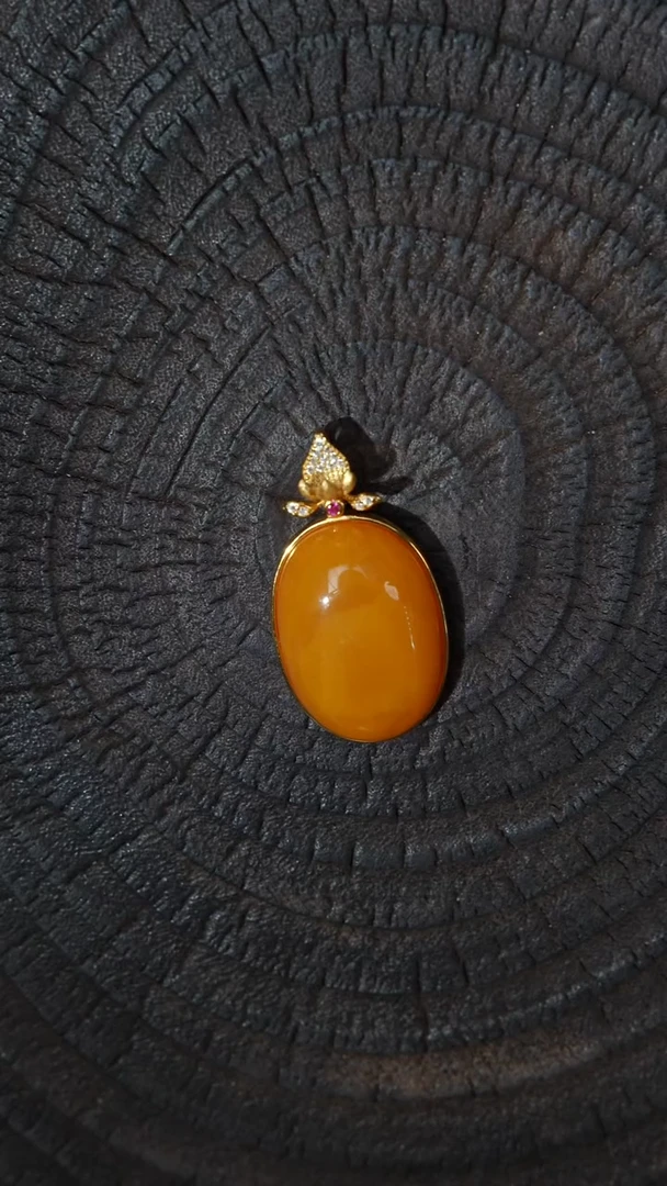 蜜蜡吊坠(赠链)银S925镶嵌老蜡吊坠26*18