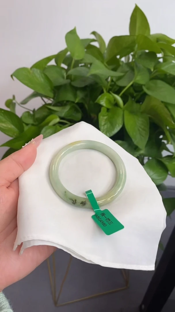 【闪购商品】翡翠手镯未镶嵌00003164