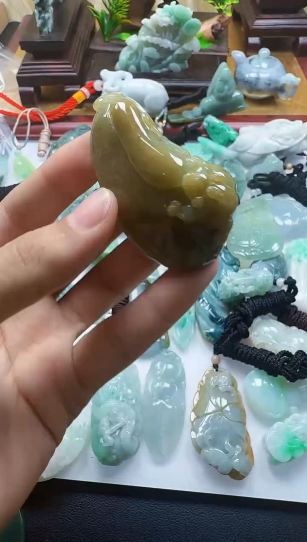 吊坠(不含链)未镶嵌翡翠1