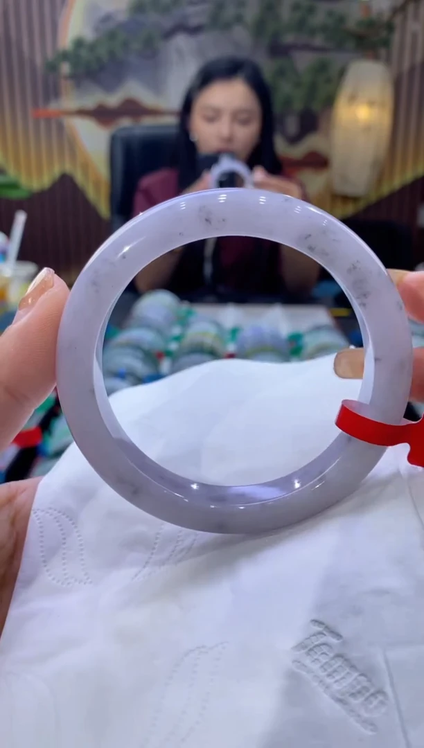 翡翠手镯未镶嵌多人09238