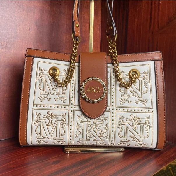 181【包包】精品女包单肩斜挎