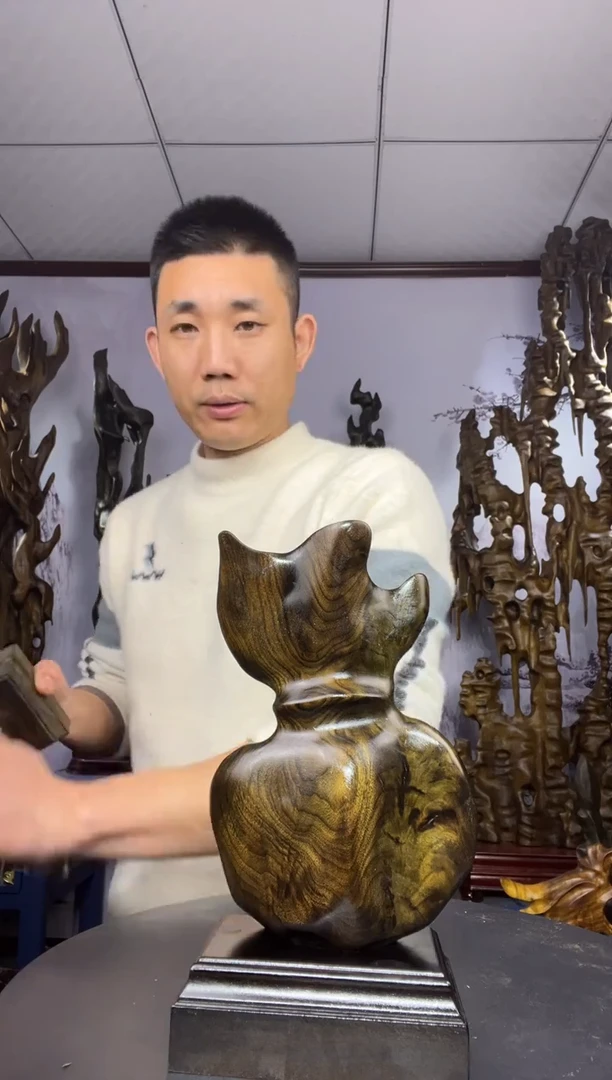金丝楠木雕款老*金丝楠木工艺品摆件