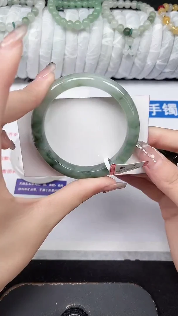 未镶嵌手镯石英质玉179-55/56