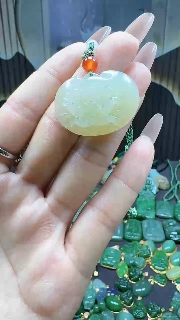 【闪购商品】和田玉挂件未镶嵌1