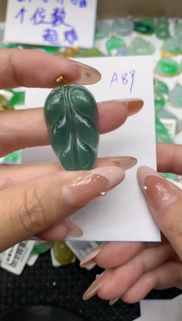 【闪购商品】翡翠颈饰18K金镶嵌111111111