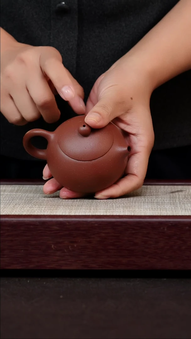 茶杯紫砂底槽清小西施