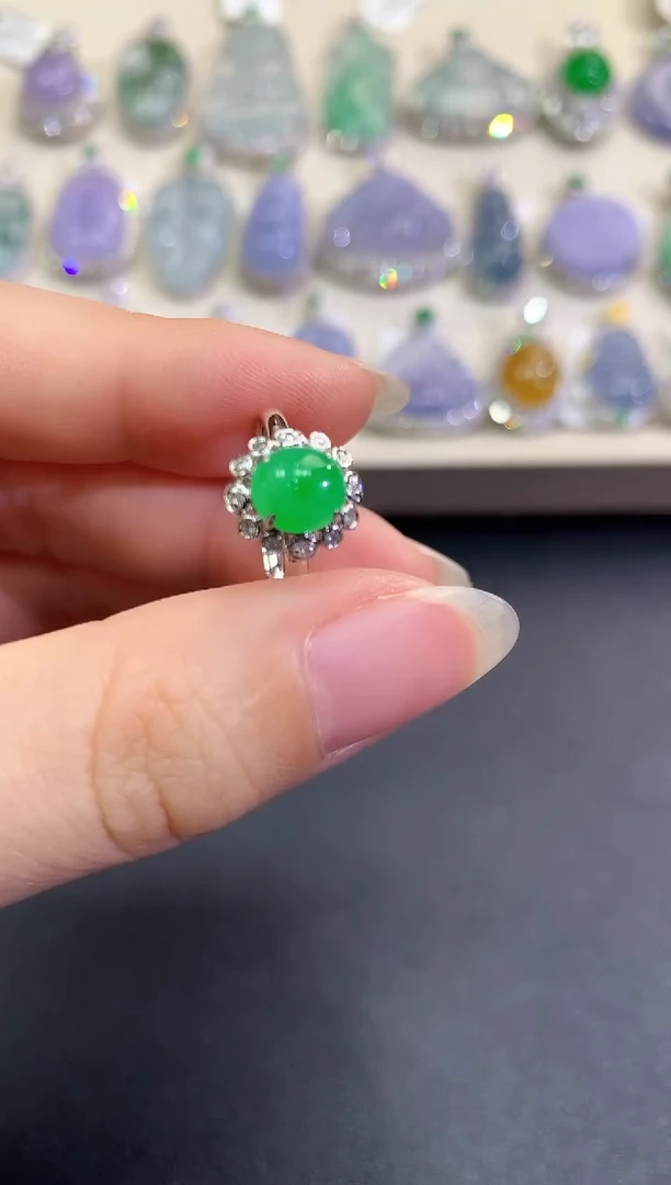 【闪购商品】翡翠戒指18K金镶嵌B39