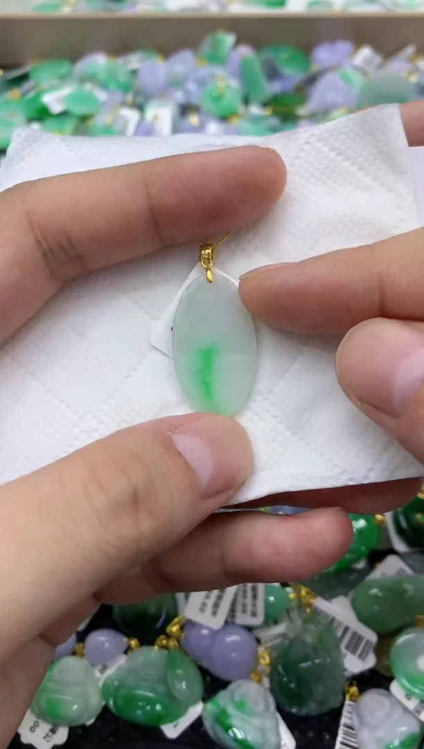 颈饰未镶嵌翡翠天然缅甸非常A货