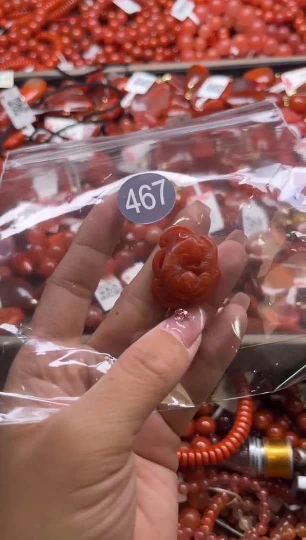 南红玛瑙未镶嵌珠宝奇石467