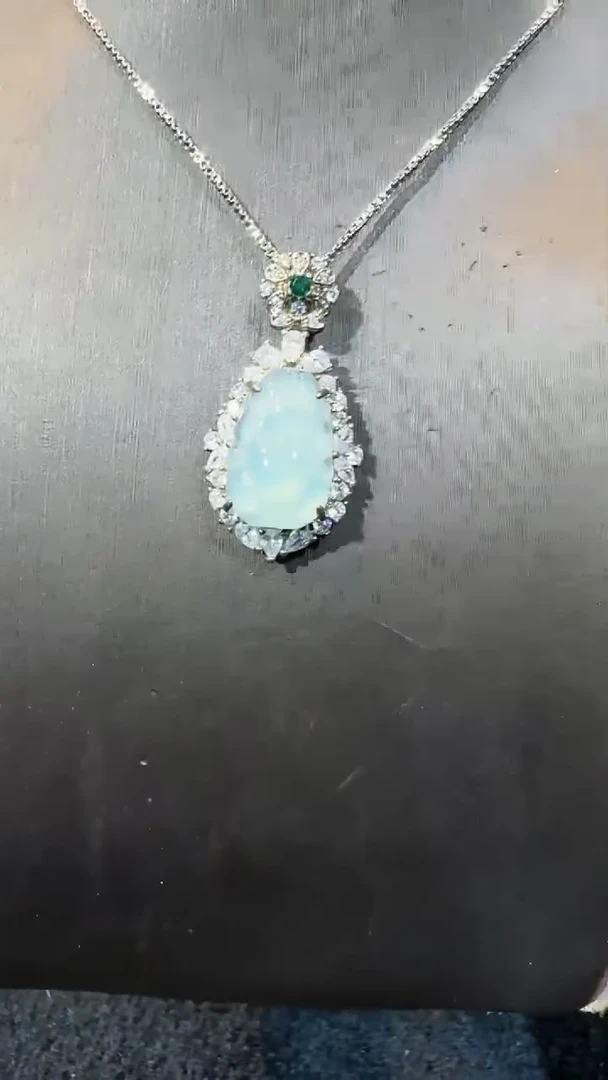 【闪购商品】翡翠吊坠(不含链)未镶嵌多样性发货其一不含链