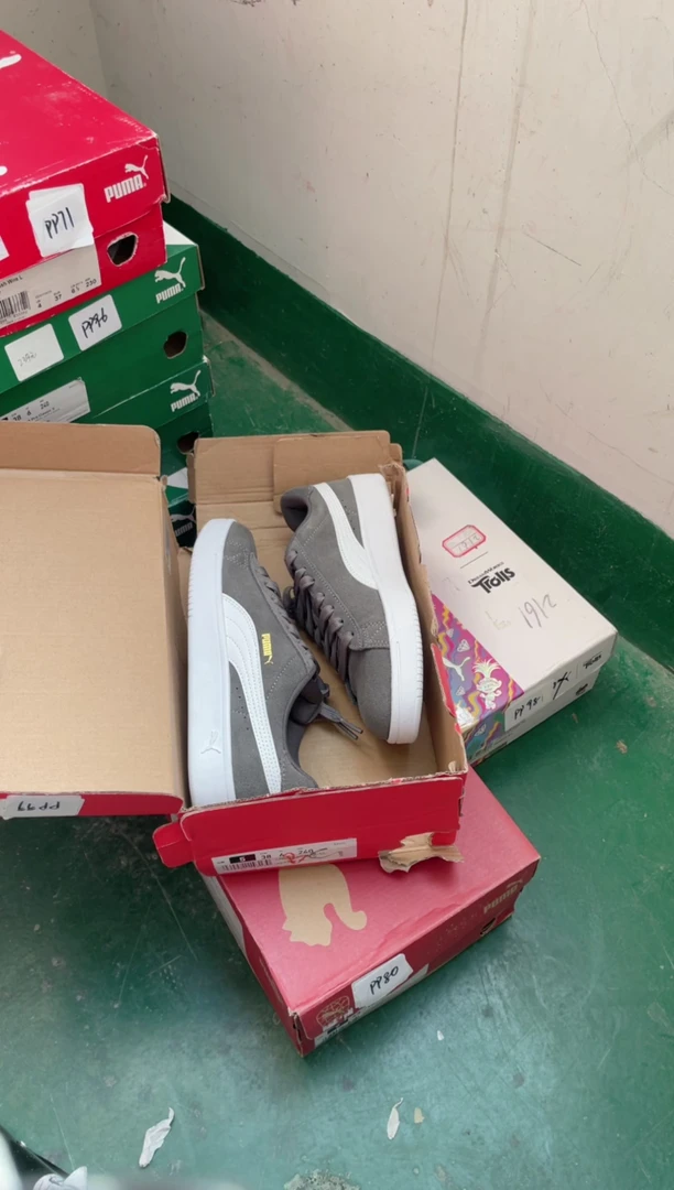 彪马时尚休闲运动鞋38M  QQ67