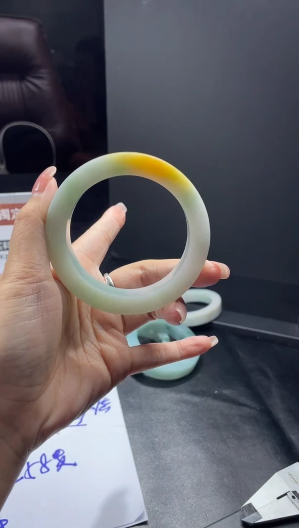 定制翡翠手镯未镶嵌DDJ