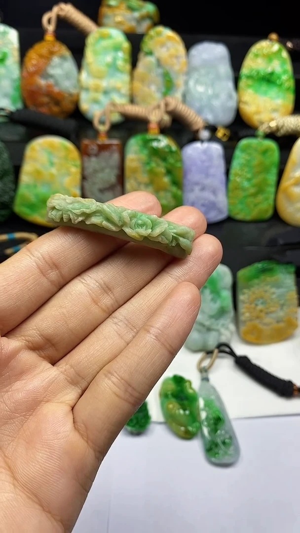 定制翡翠未镶嵌翡翠A货