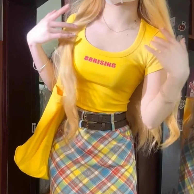 夏装搭配一整套时尚韩系女多巴胺穿搭别致绝美显瘦松弛感套装裙子