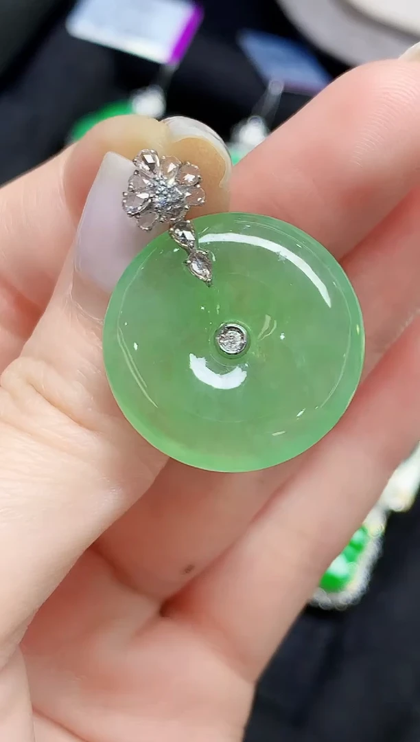 吊坠(不含链)18K金镶嵌翡翠ZJ