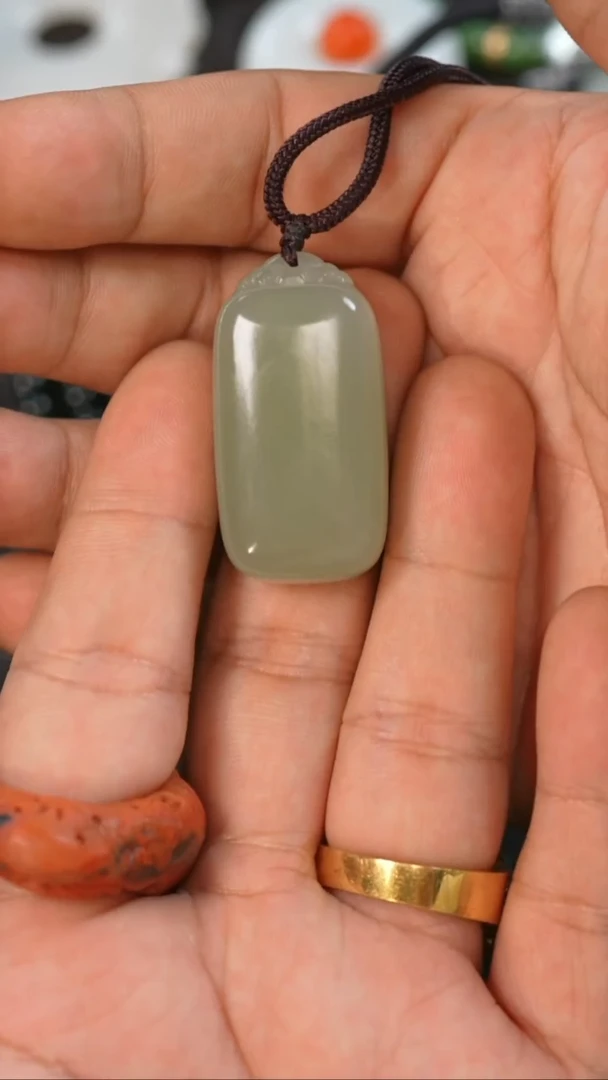 吊坠(不含链)未镶嵌和田玉多样性发一件THTY6171