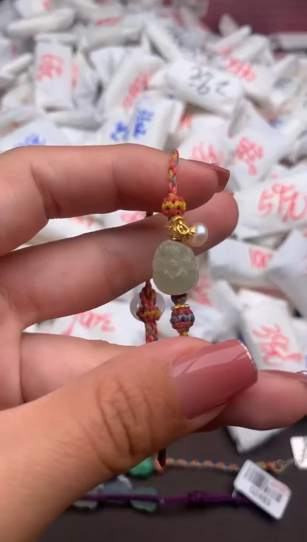 【闪购商品】翡翠手绳未镶嵌一