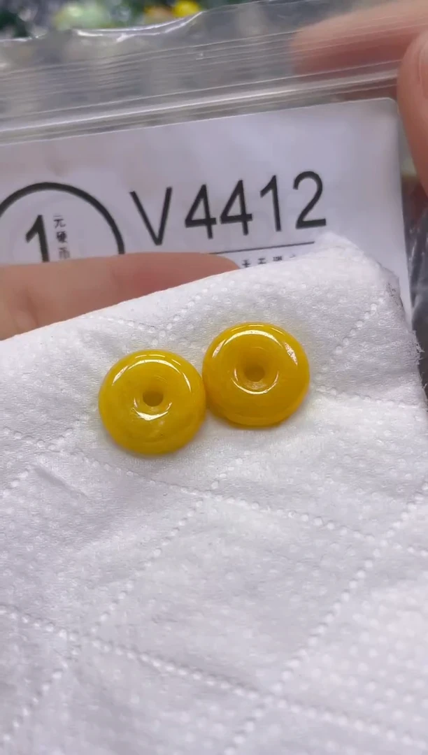 翡翠未镶嵌颈饰/V/翡翠A货一图一物