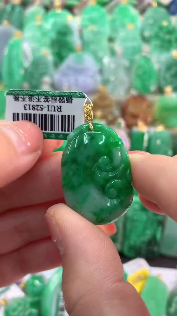 【闪购商品】翡翠吊坠(不含链)18K金镶嵌挂件