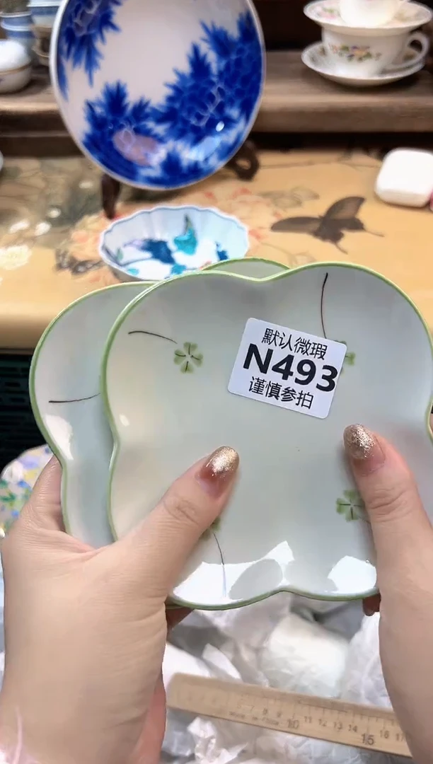 瓷片依* 493