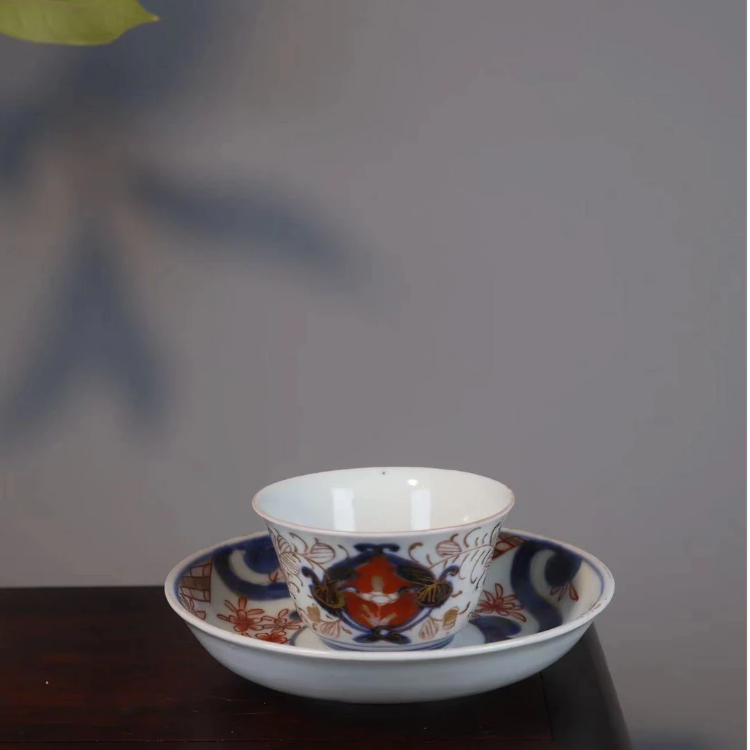 46:清乾隆青花矾红描金花卉杯碟套