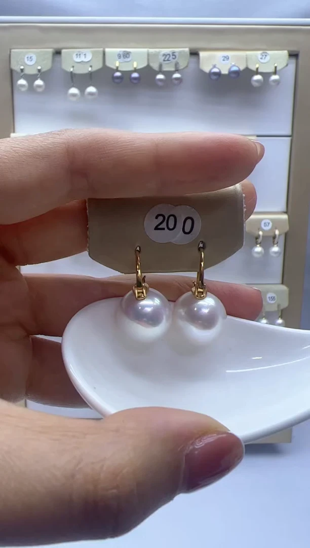 【闪购商品】淡水珍珠耳饰银S925镶嵌200
