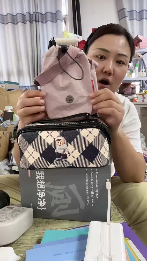 牦牛剖层皮革琪琪女包超好看发图片款