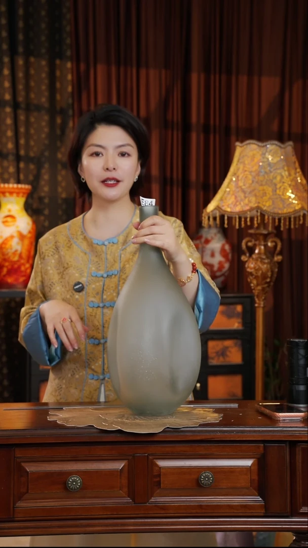 琉璃琉璃E84.。。。。。