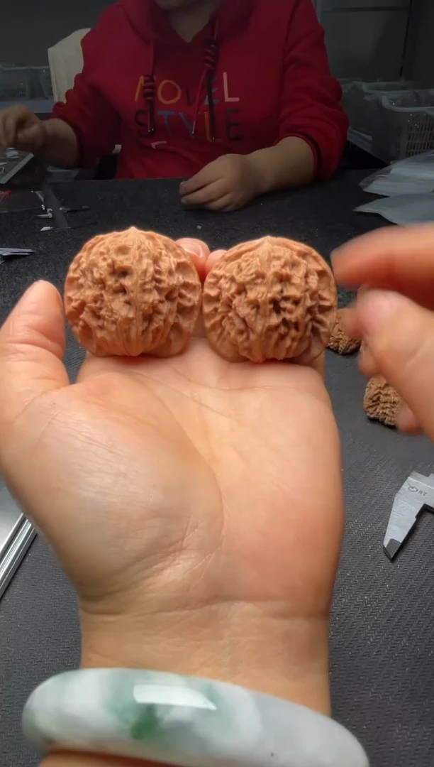 把件文玩核桃w308  盘龙纹 42尺