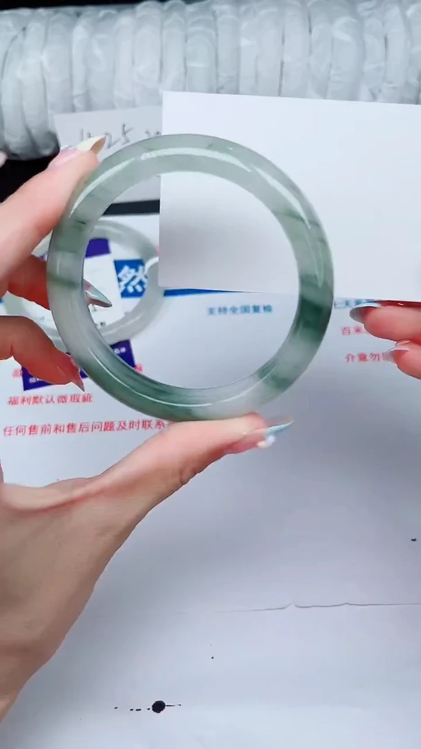 石英质玉手镯未镶嵌392-57/58