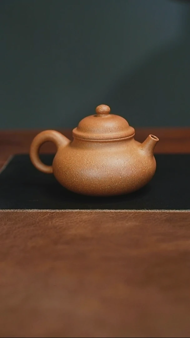 茶壶紫砂老黄段容天壶英语老师找的泥料150CC