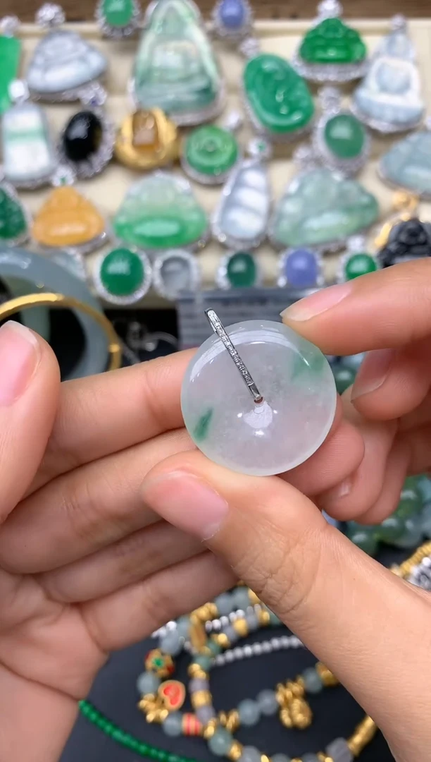 【闪购商品】翡翠颈饰18K金镶嵌119-中国好珍宝