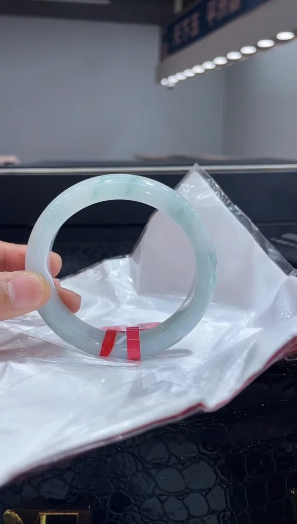 未镶嵌手镯翡翠6