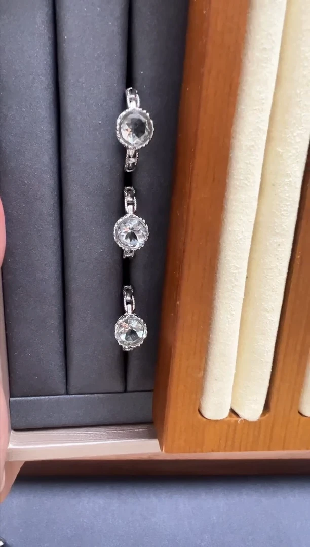 【闪购商品】水晶戒指银S925镶嵌绿多样性发其一（02)